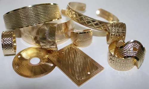 Palline diamantate in lavorazione